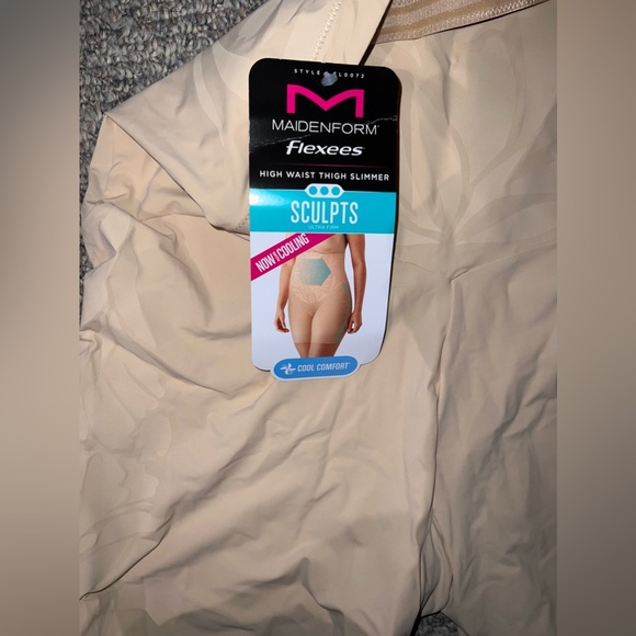 Hi-waist sculpting thigh slimmers - Picture 5 of 6